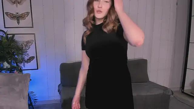 Girls and cam to cam: Watch as these sophisticated entertainers uncover their stunning costumes and curvaceous curves online!
