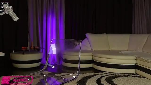 Girls and cam to cam: Watch as these sophisticated entertainers uncover their stunning costumes and curvaceous curves online!