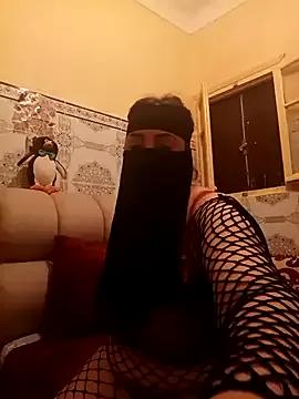 Photos of mayakhalyfaa from StripChat is Freechat