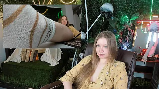 Girls and cam to cam: Watch as these sophisticated entertainers uncover their stunning costumes and curvaceous curves online!