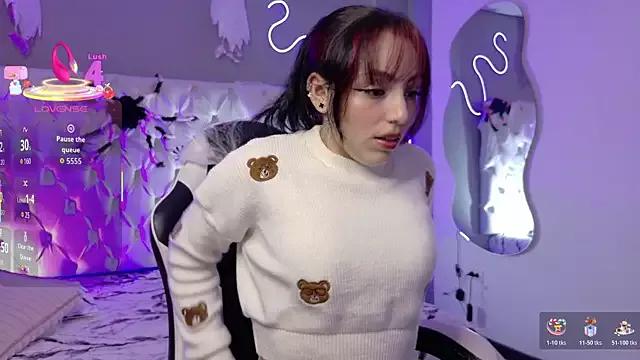 Girls and cam to cam: Watch as these sophisticated entertainers uncover their stunning costumes and curvaceous curves online!