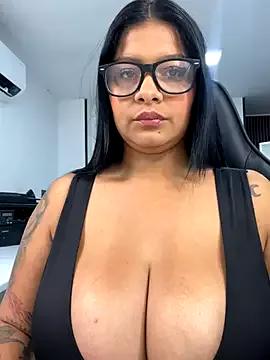 Girls and cam to cam: Watch as these sophisticated entertainers uncover their stunning costumes and curvaceous curves online!