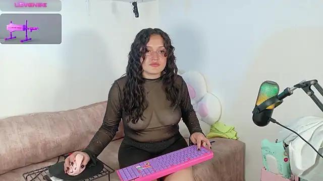 Girls and cam to cam: Watch as these sophisticated entertainers uncover their stunning costumes and curvaceous curves online!