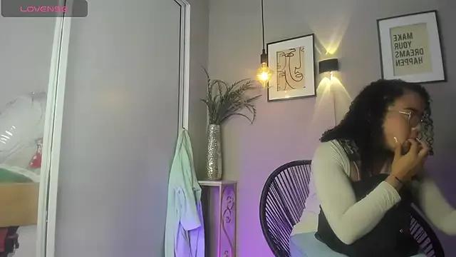 megan_hott69 from StripChat is Freechat