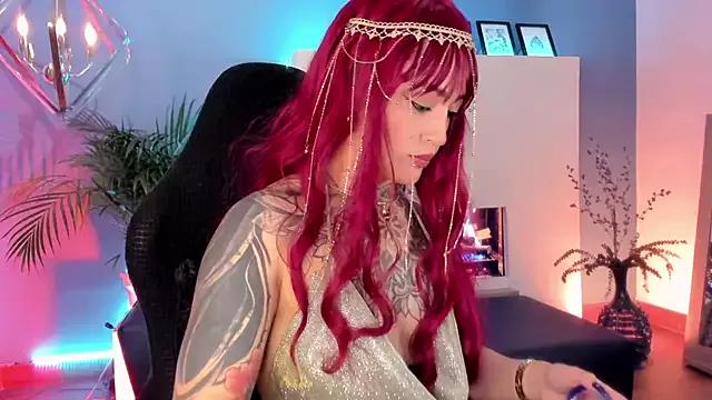 Girls and cam to cam: Watch as these sophisticated entertainers uncover their stunning costumes and curvaceous curves online!