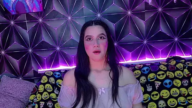 Girls and cam to cam: Watch as these sophisticated entertainers uncover their stunning costumes and curvaceous curves online!