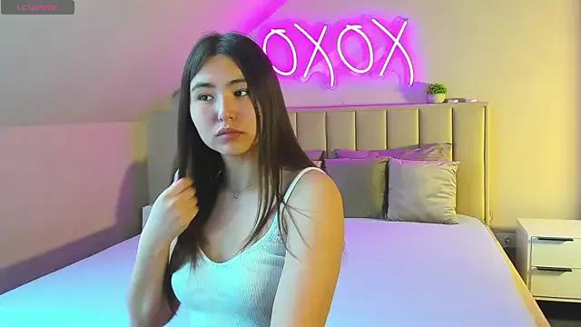 Girls and cam to cam: Watch as these sophisticated entertainers uncover their stunning costumes and curvaceous curves online!
