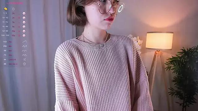 MeganEversley from StripChat is Freechat