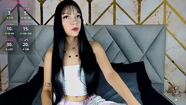 MeganLuxx from StripChat is Freechat