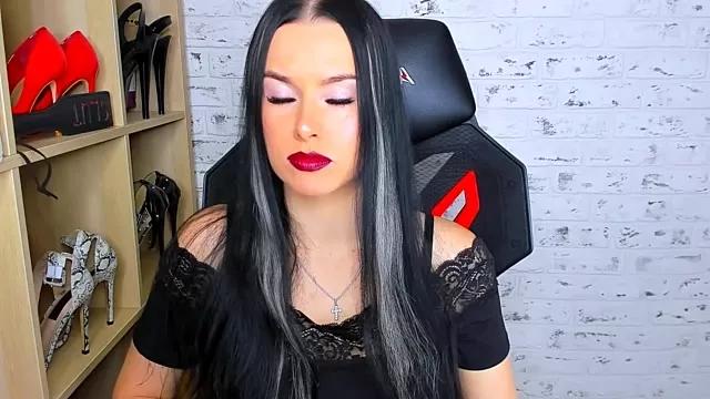 Girls and cam to cam: Watch as these sophisticated entertainers uncover their stunning costumes and curvaceous curves online!