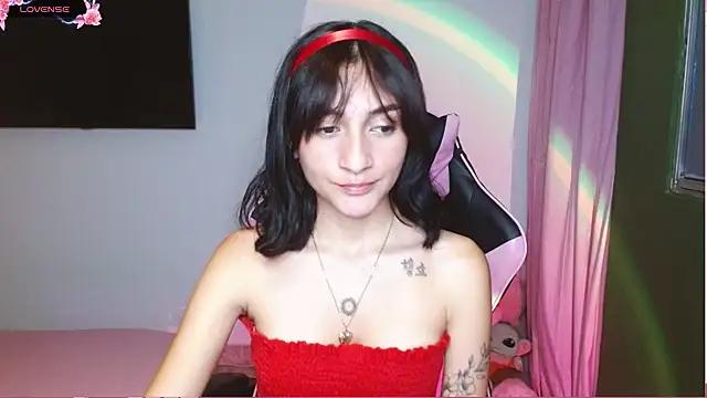 Girls and cam to cam: Watch as these sophisticated entertainers uncover their stunning costumes and curvaceous curves online!