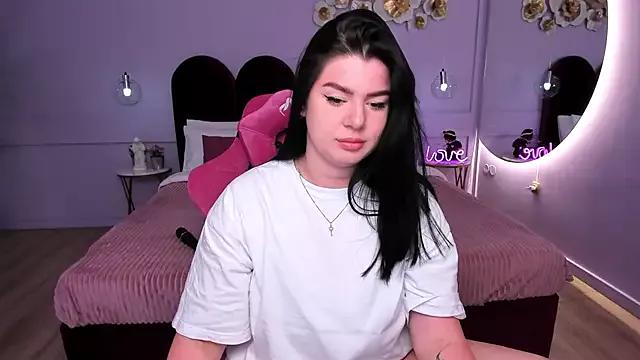Girls and cam to cam: Watch as these sophisticated entertainers uncover their stunning costumes and curvaceous curves online!