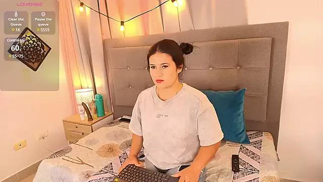 Girls and cam to cam: Watch as these sophisticated entertainers uncover their stunning costumes and curvaceous curves online!