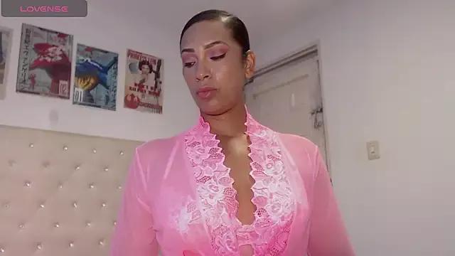 Girls and cam to cam: Watch as these sophisticated entertainers uncover their stunning costumes and curvaceous curves online!