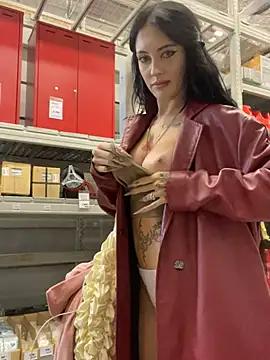 Girls and cam to cam: Watch as these sophisticated entertainers uncover their stunning costumes and curvaceous curves online!