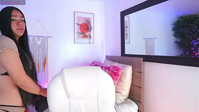 melissa_laurent_ from StripChat is Freechat