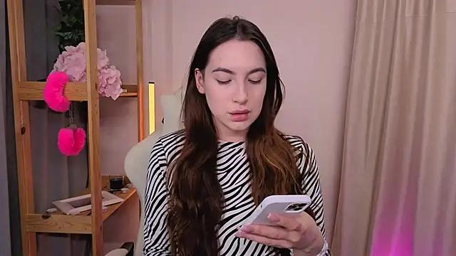 Girls and cam to cam: Watch as these sophisticated entertainers uncover their stunning costumes and curvaceous curves online!