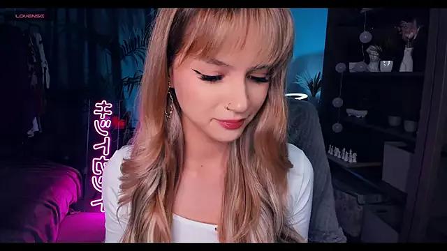 Girls and cam to cam: Watch as these sophisticated entertainers uncover their stunning costumes and curvaceous curves online!