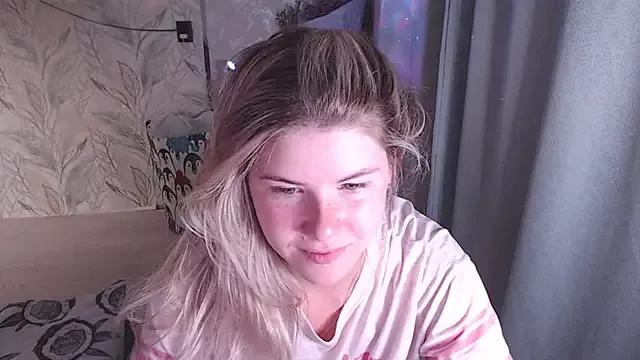 MelissaXKinky from StripChat is Freechat