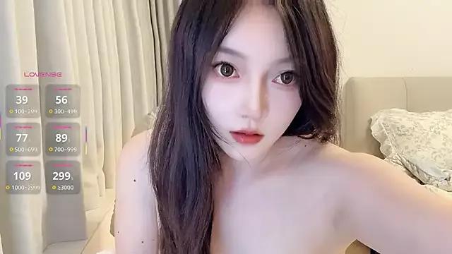 Melody___ from StripChat is Freechat