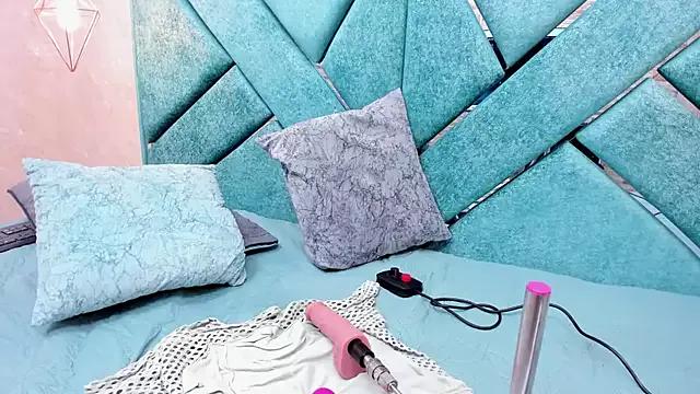 Girls and cam to cam: Watch as these sophisticated entertainers uncover their stunning costumes and curvaceous curves online!