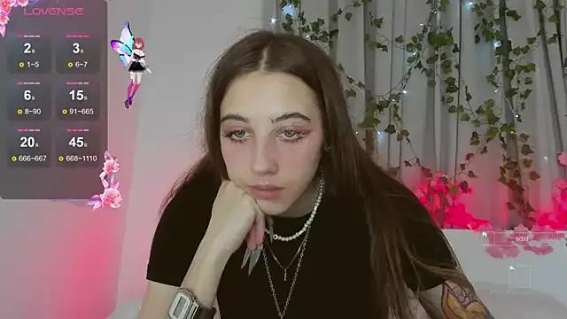 MelodyElf from StripChat is Freechat