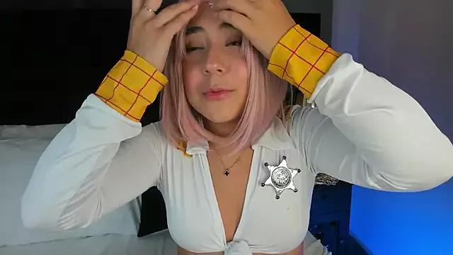 Girls and cam to cam: Watch as these sophisticated entertainers uncover their stunning costumes and curvaceous curves online!