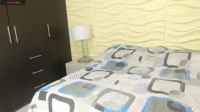 Girls and cam to cam: Watch as these sophisticated entertainers uncover their stunning costumes and curvaceous curves online!