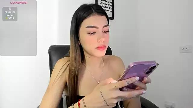 Girls and cam to cam: Watch as these sophisticated entertainers uncover their stunning costumes and curvaceous curves online!