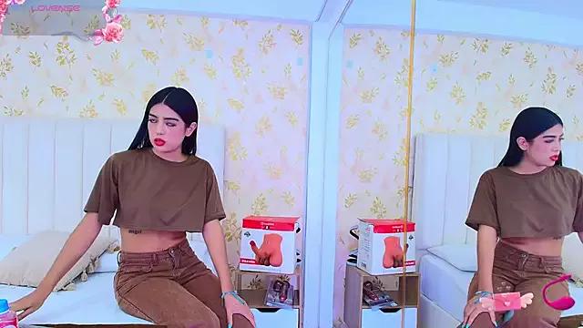 Girls and cam to cam: Watch as these sophisticated entertainers uncover their stunning costumes and curvaceous curves online!