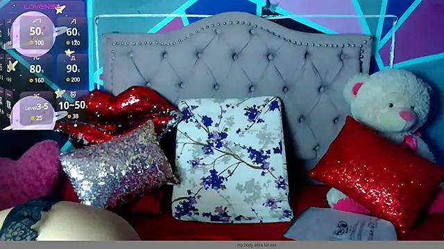Girls and cam to cam: Watch as these sophisticated entertainers uncover their stunning costumes and curvaceous curves online!