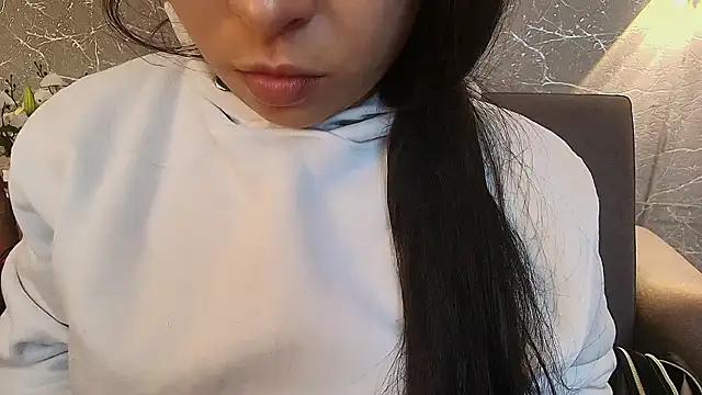 mia_roux13 from StripChat is Freechat