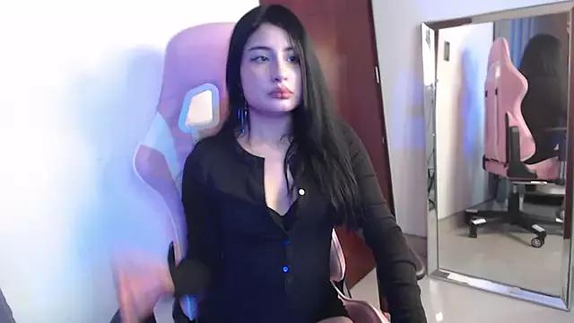 mia_saintt from StripChat is Freechat