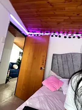 Girls and cam to cam: Watch as these sophisticated entertainers uncover their stunning costumes and curvaceous curves online!