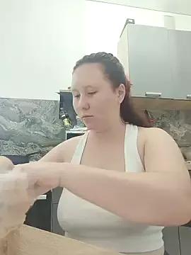 MiaKissy from StripChat is Freechat