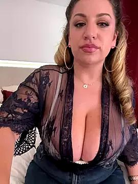 Girls and cam to cam: Watch as these sophisticated entertainers uncover their stunning costumes and curvaceous curves online!