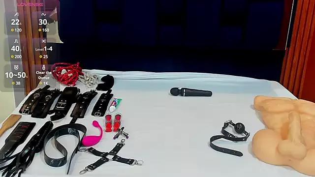 Girls and cam to cam: Watch as these sophisticated entertainers uncover their stunning costumes and curvaceous curves online!