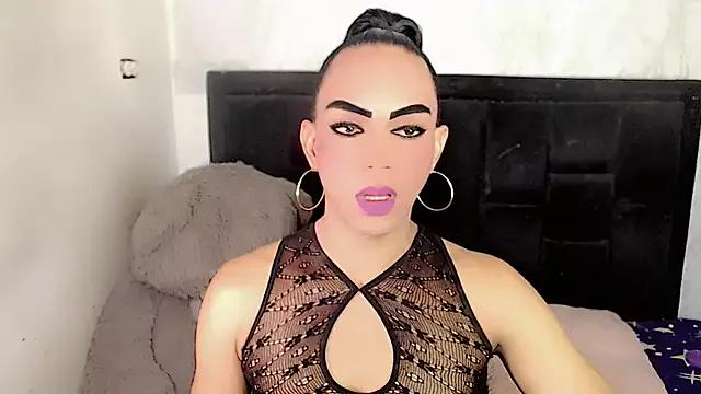 Girls and cam to cam: Watch as these sophisticated entertainers uncover their stunning costumes and curvaceous curves online!
