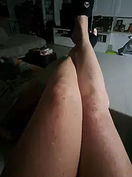 Michelle77_2024 from StripChat is Freechat