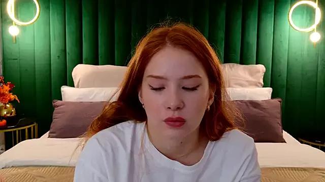 Girls and cam to cam: Watch as these sophisticated entertainers uncover their stunning costumes and curvaceous curves online!