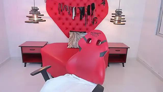Girls and cam to cam: Watch as these sophisticated entertainers uncover their stunning costumes and curvaceous curves online!