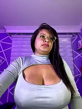 Girls and cam to cam: Watch as these sophisticated entertainers uncover their stunning costumes and curvaceous curves online!