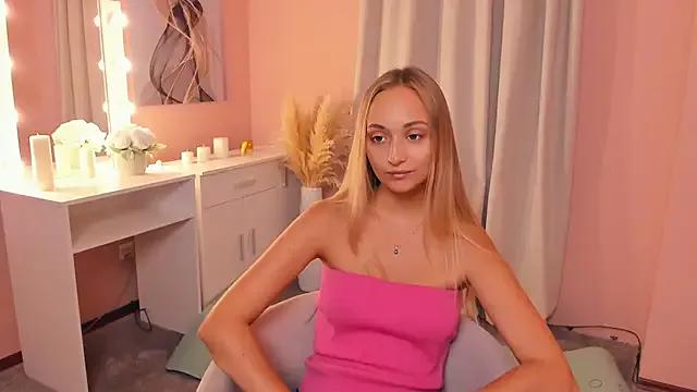 MikeDreese from StripChat is Freechat