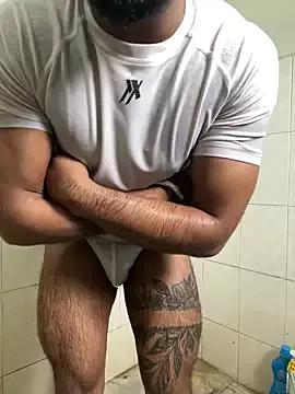 Photos of mikemacluffy from StripChat is Freechat