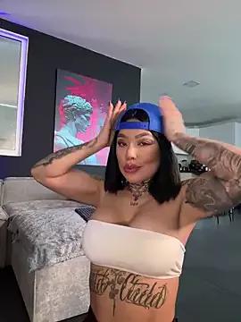 Girls and cam to cam: Watch as these sophisticated entertainers uncover their stunning costumes and curvaceous curves online!