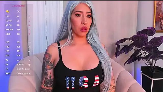 Girls and cam to cam: Watch as these sophisticated entertainers uncover their stunning costumes and curvaceous curves online!
