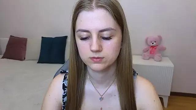 MilanaWilson from StripChat is Freechat
