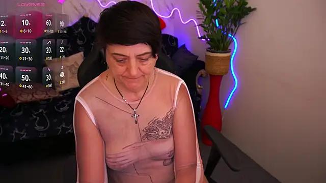 Girls and cam to cam: Watch as these sophisticated entertainers uncover their stunning costumes and curvaceous curves online!