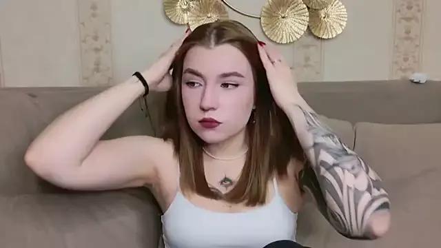 Milena_Rosens from StripChat is Freechat