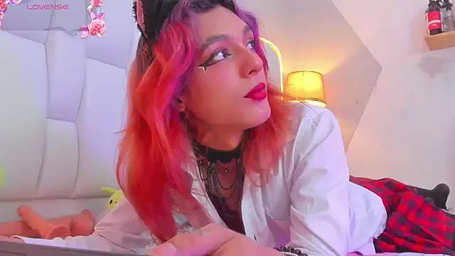 Girls and cam to cam: Watch as these sophisticated entertainers uncover their stunning costumes and curvaceous curves online!